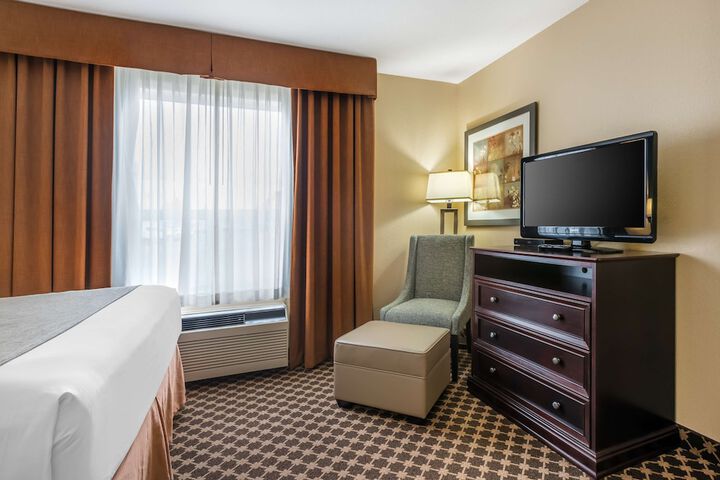 Room 21 of 80