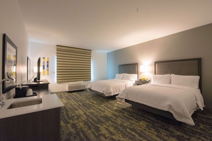 Room 21 of 37