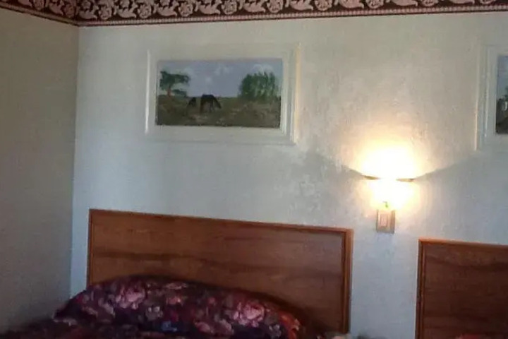 BEDFORD INN
