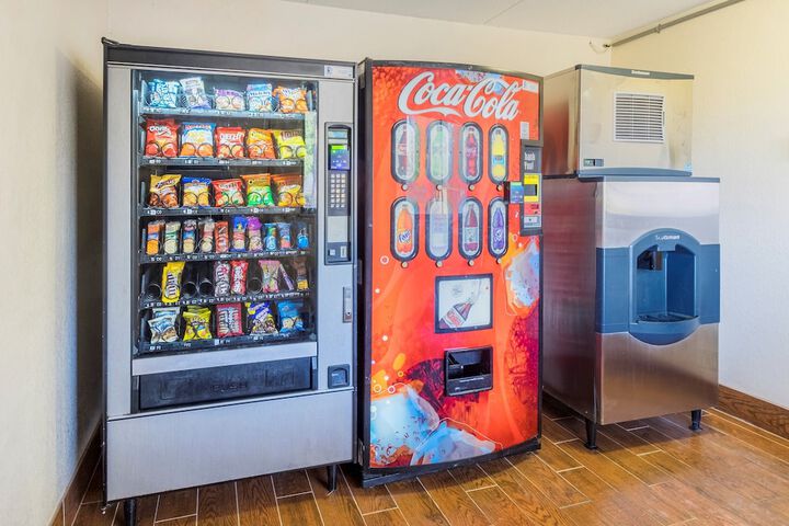 Hotel Interior 10 of 33