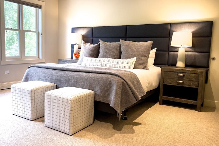 Element 52 Auberge Collection