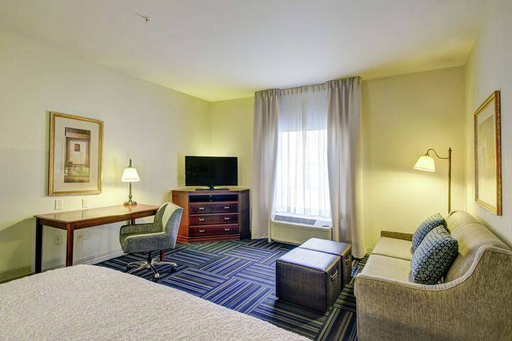 Room 19 of 33