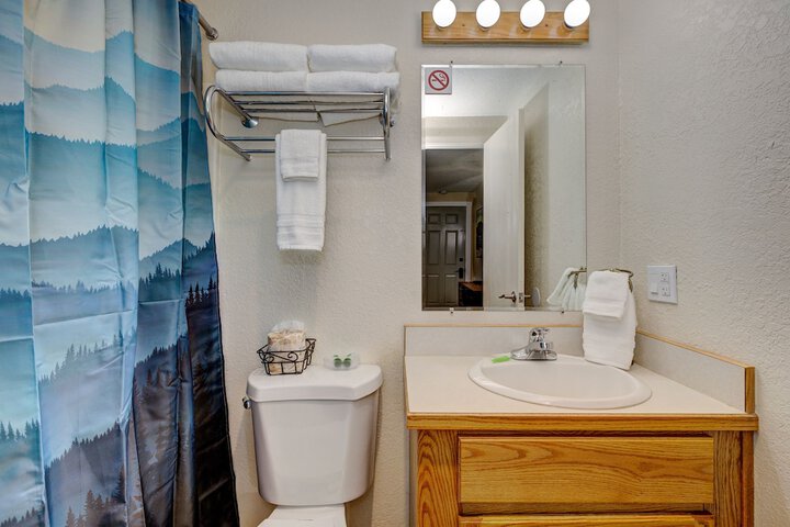 Room 16 of 21