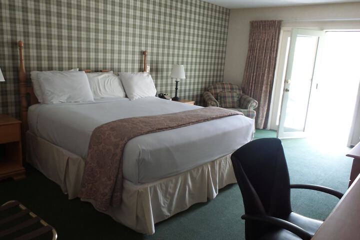Room 31 of 82