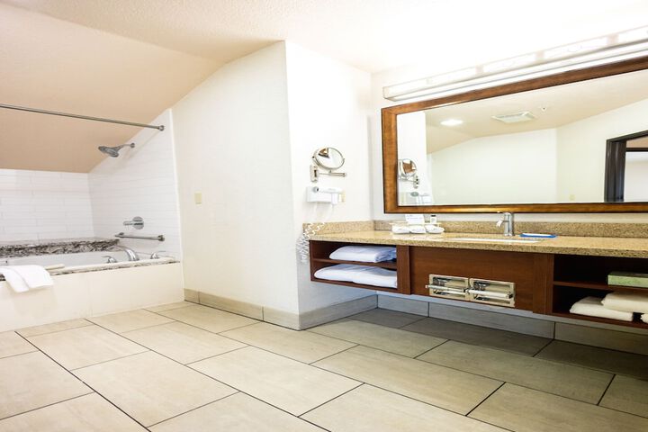 Room 46 of 150