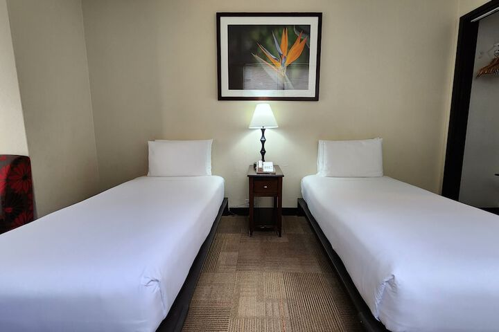 Room 21 of 53