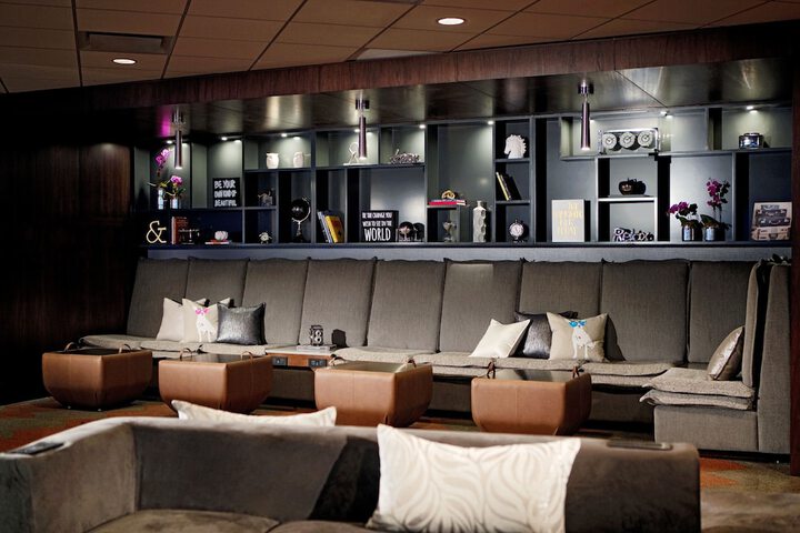 Hotel Interior 7 of 76