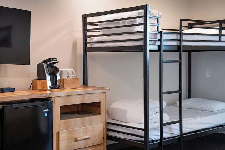 Room 18 of 53