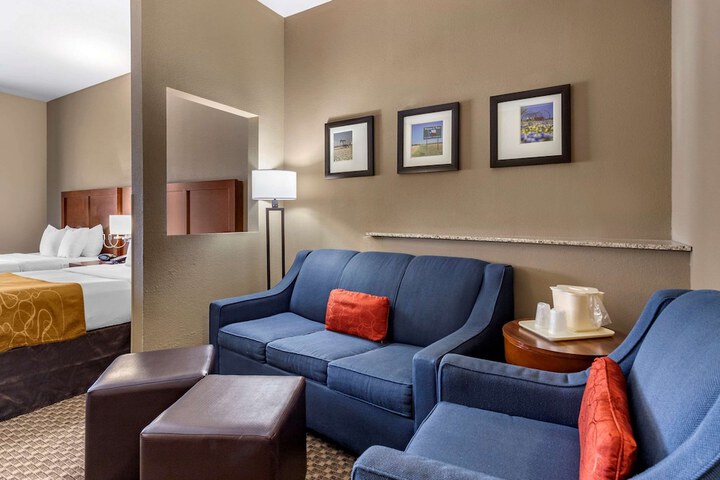 Comfort Suites Near Texas a & M University - Corpus Christi