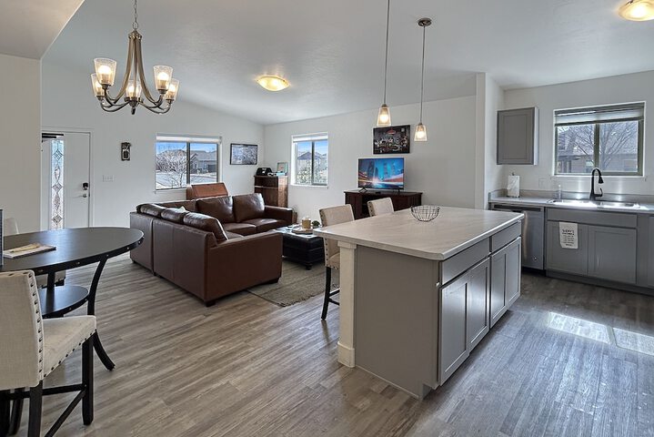 Bark & Bike Abode 3 Bedroom Home