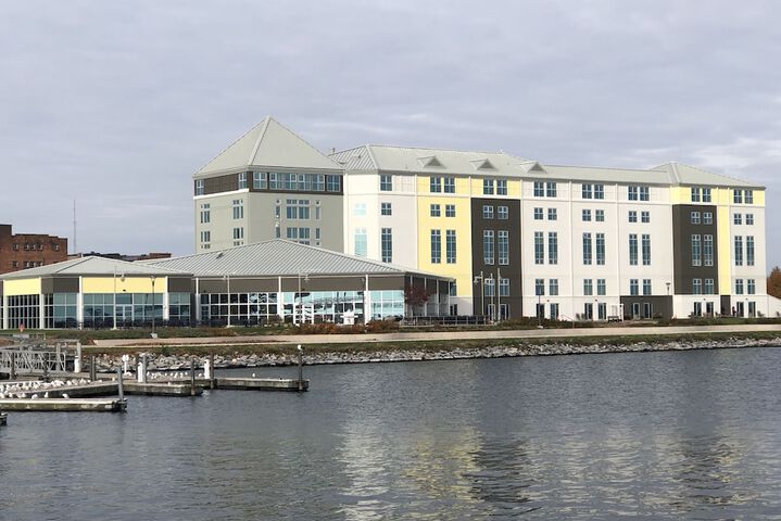 41 Lakefront Hotel Trademark Collection by Wyndham