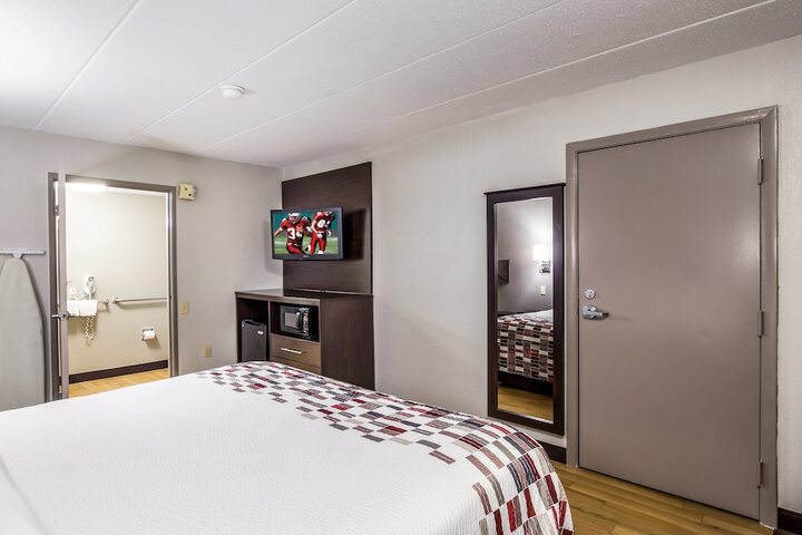 Room 25 of 26