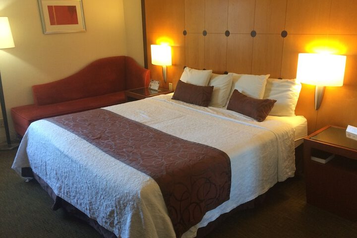 Room 15 of 43