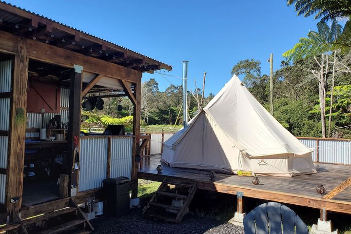 Volcano Acres Ranch B & B