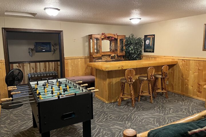 Horseshoe Bay Lodge