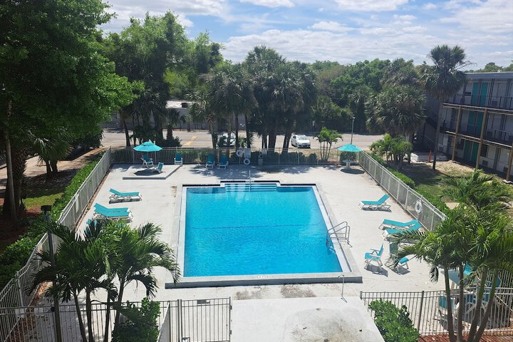 Hotel 3 of 27
