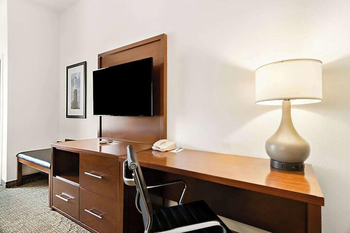 Room 18 of 41