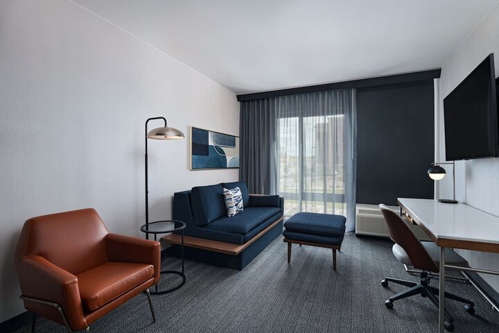 Room 11 of 26