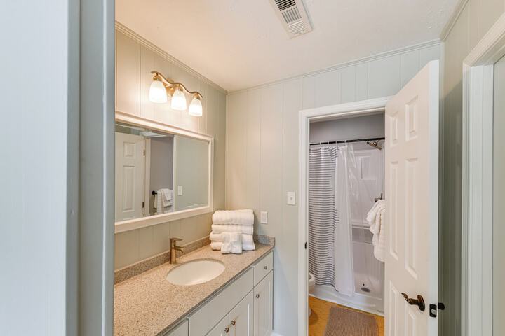 Furnished Deck! Waterfront Ocean Pines Home