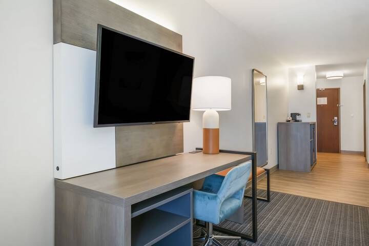 Room 14 of 29
