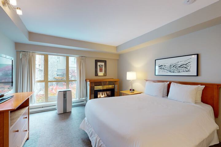 Whistler Peak Lodge