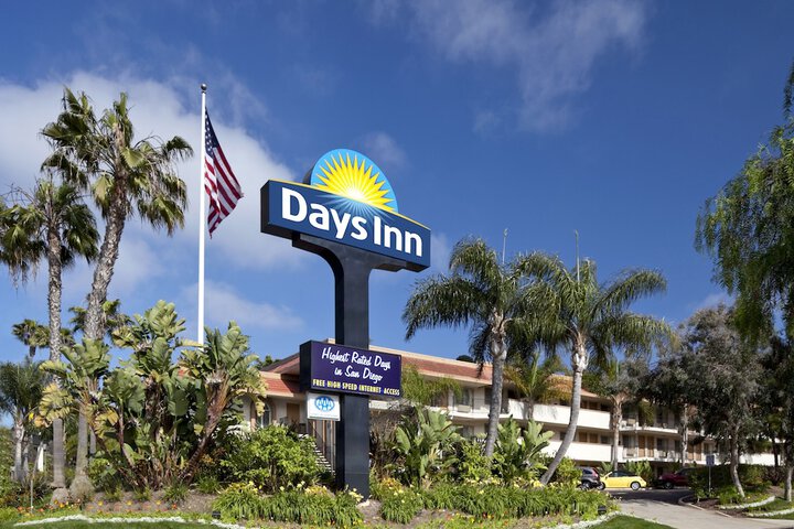 Hotel 2 of 66