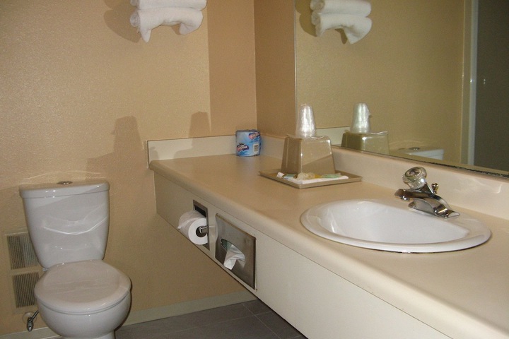 Room 18 of 24