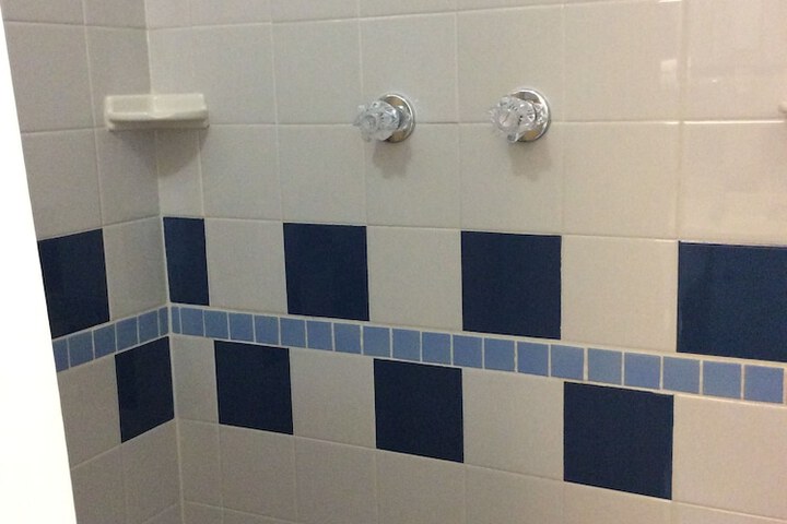Room 10 of 34