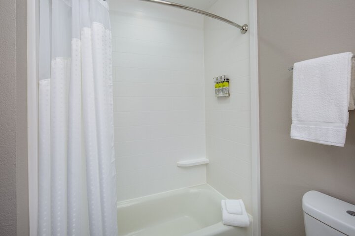 Room 20 of 38