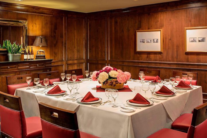 Dining 44 of 53