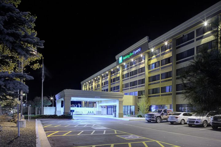 Hotel 6 of 45