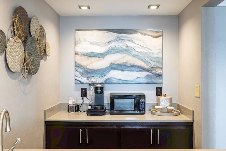Crowne Plaza Knoxville Downtown University by IHG