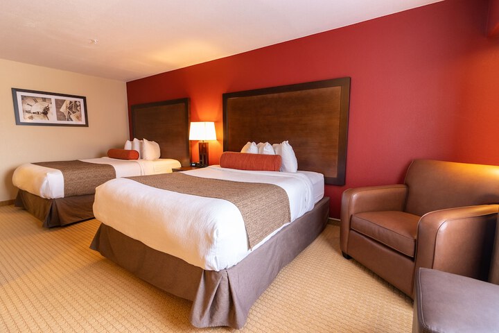 The Kanata by BCMInns Invermere