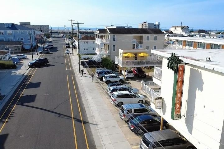 Esplanade Suites a Sundance Vacations Property