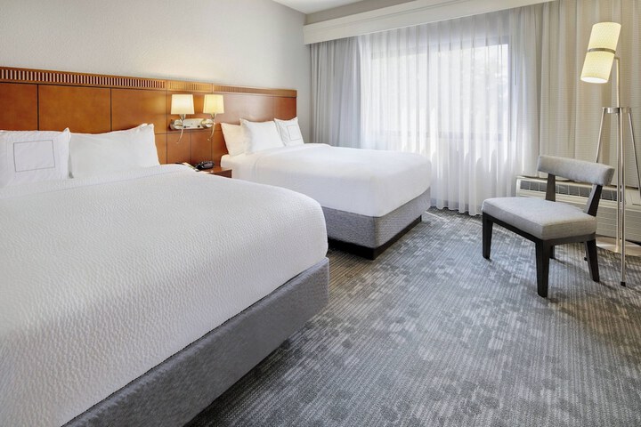 Courtyard by Marriott Atlanta Marietta / I-75 North