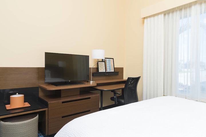 Room 22 of 42