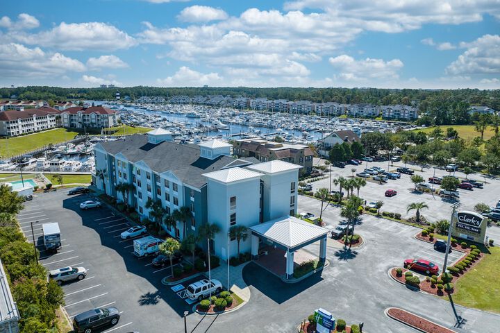 Holiday Inn Express N.Myrtle Beach- Little River by IHG