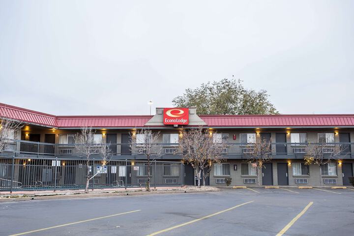 Hotel 8 of 41