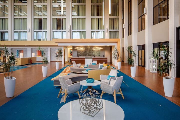 DoubleTree by Hilton Pittsburgh - Cranberry