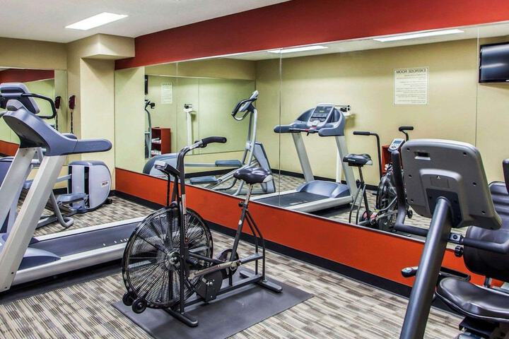 Quality Inn & Suites Peoria North