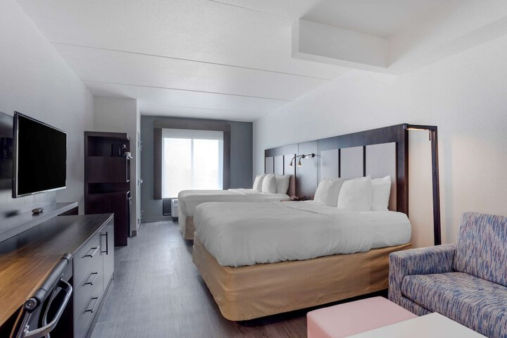 Room 29 of 38