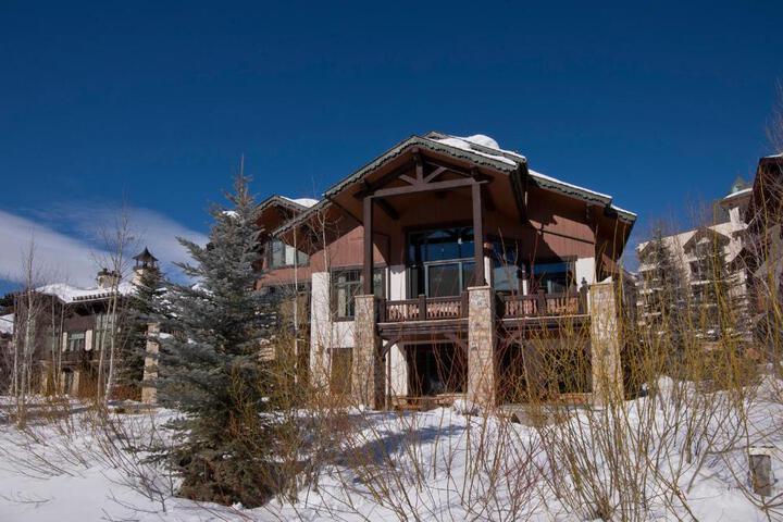 The Arrabelle at Vail Square a RockResort by Vail Resorts