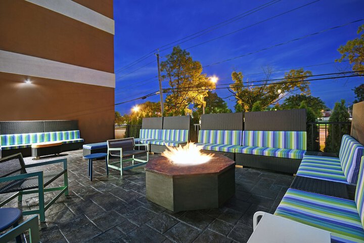 Terrace/Patio 40 of 42