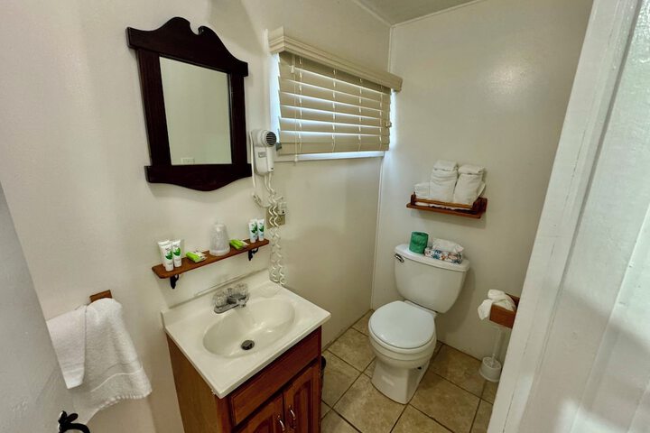 Room 44 of 73