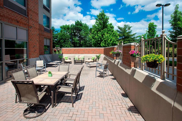 Terrace/Patio 16 of 16