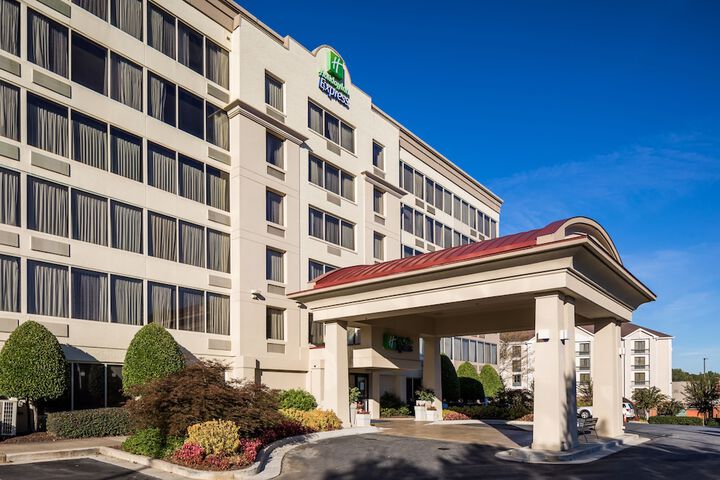 Hotel 7 of 43