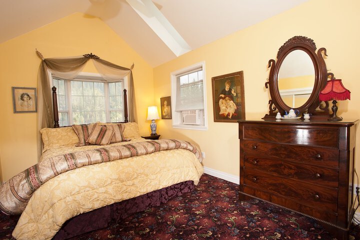 Room 21 of 51