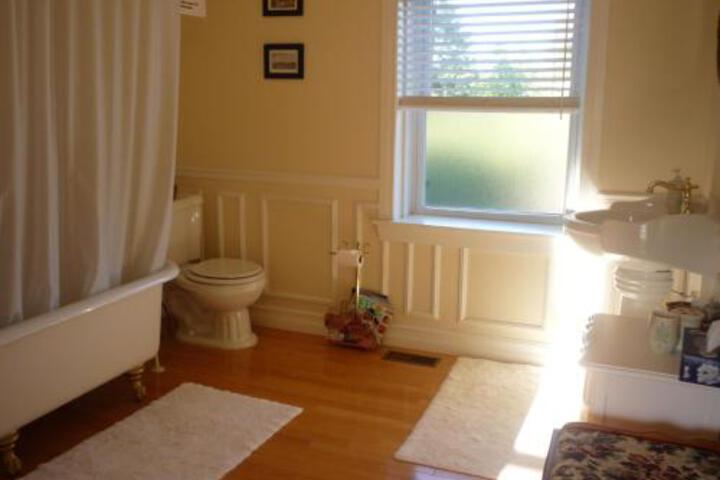 Place Victoria Place Bed & Breakfast