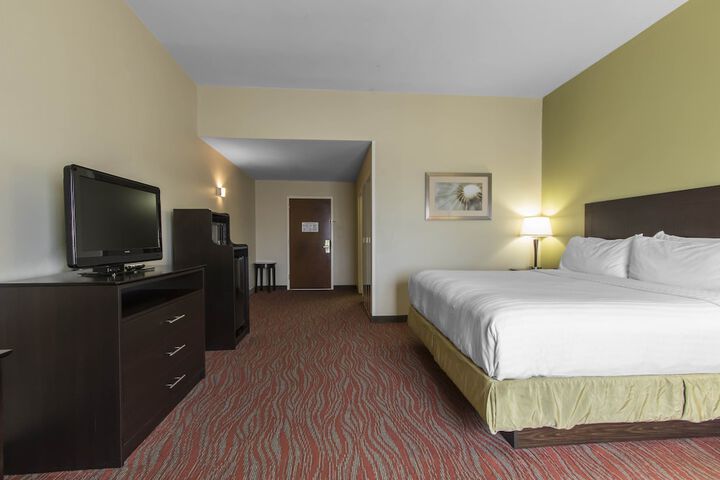 Room 28 of 42