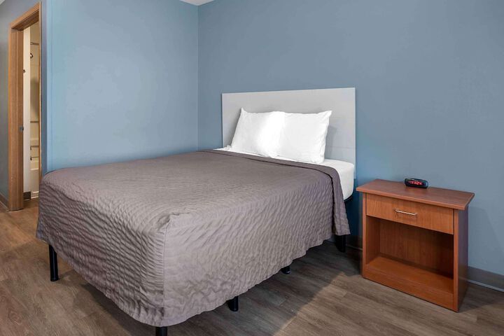 Room 13 of 29